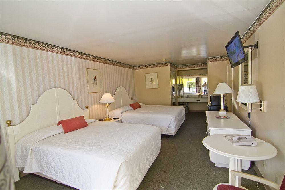Anaheim Carriage Inn Esterno foto
